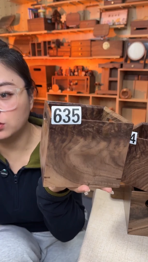 木635北美黑胡桃老料桌面方形收纳筐