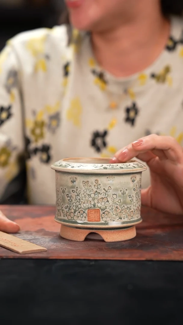 7-29-141花盆口径7.5瑕