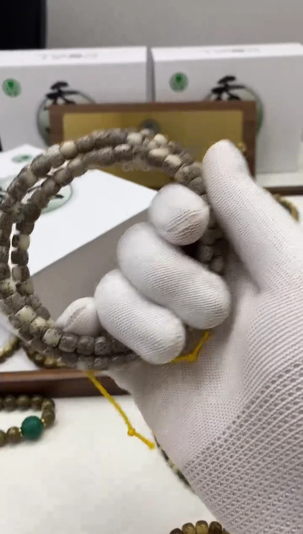 【闪购商品】星月菩提手串217 直切河豚108脖挂7*3mm