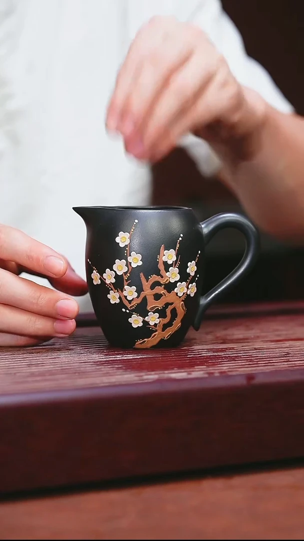 紫砂公道杯宜兴原矿紫砂   石磺梅花公道