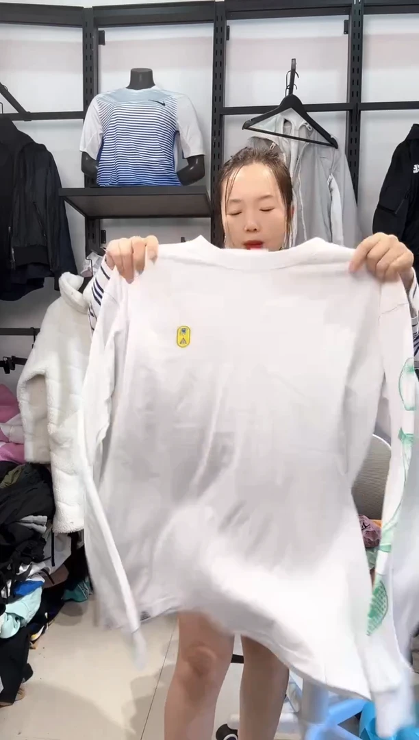 2770编码  瑕疵直播间过款为准 尺码L