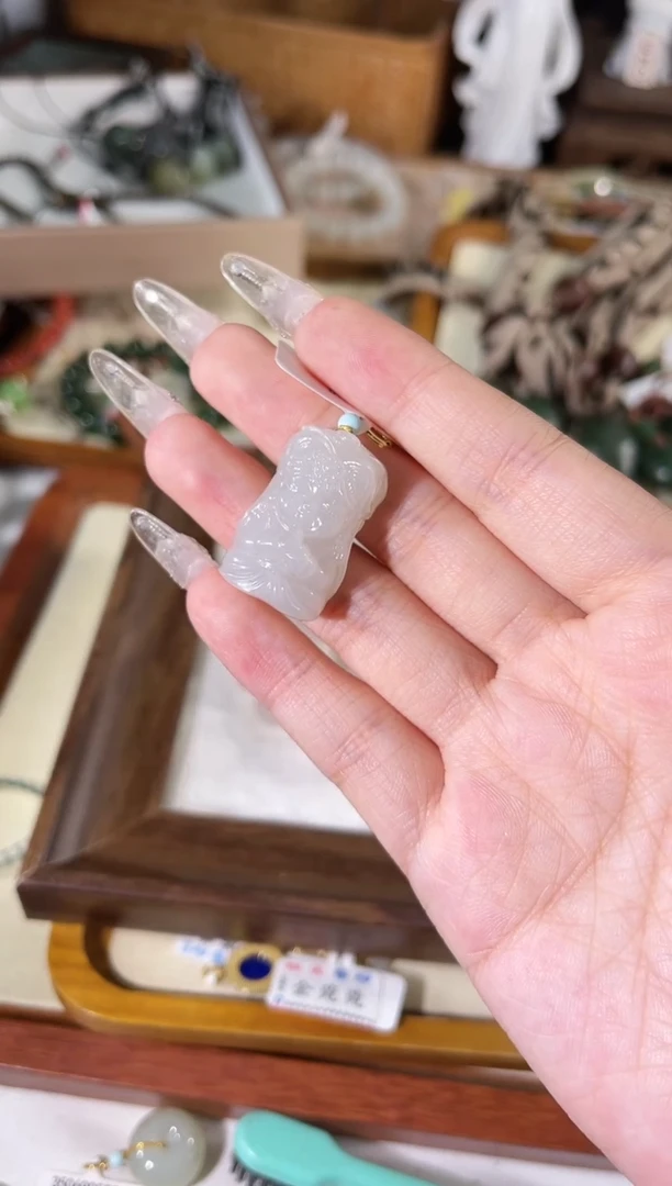 吊坠(不含链)银S925镶嵌和田玉多样性发货其一孤品默认微瑕
