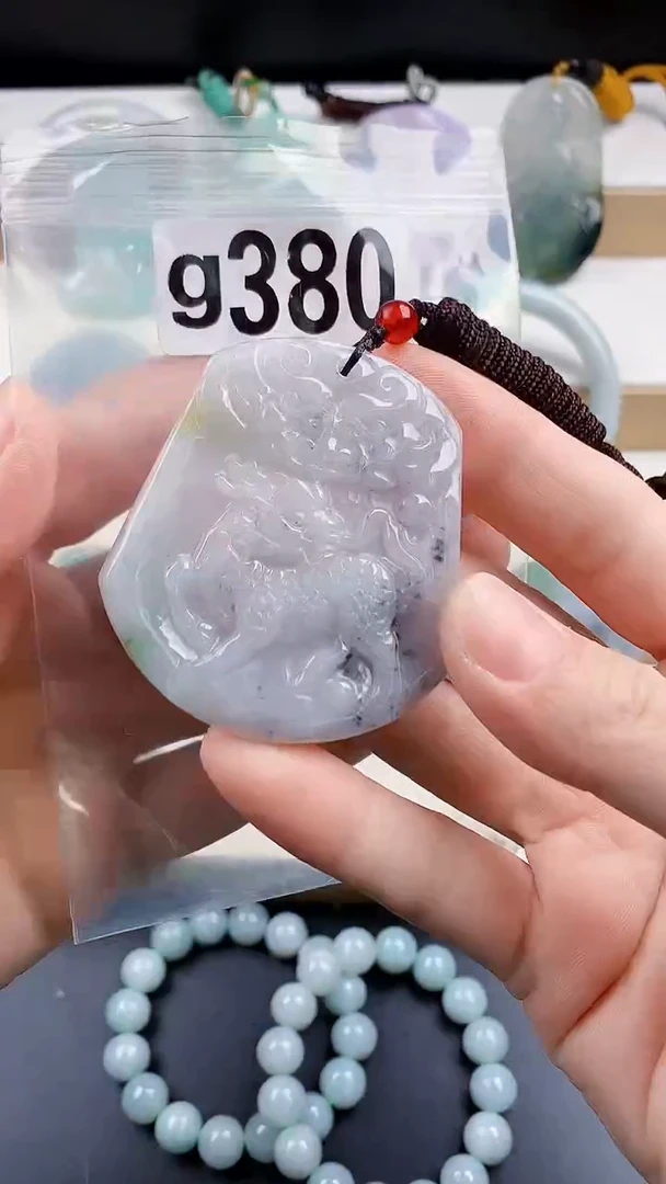 颈饰未镶嵌翡翠天然翡翠吊坠挂件