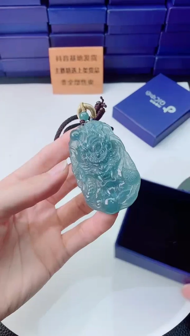 翡翠未镶嵌颈饰11111111