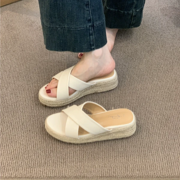 SY-5509-2晚晚风波西米亚度假交叉凉拖鞋新款坡跟一脚蹬草编拖鞋