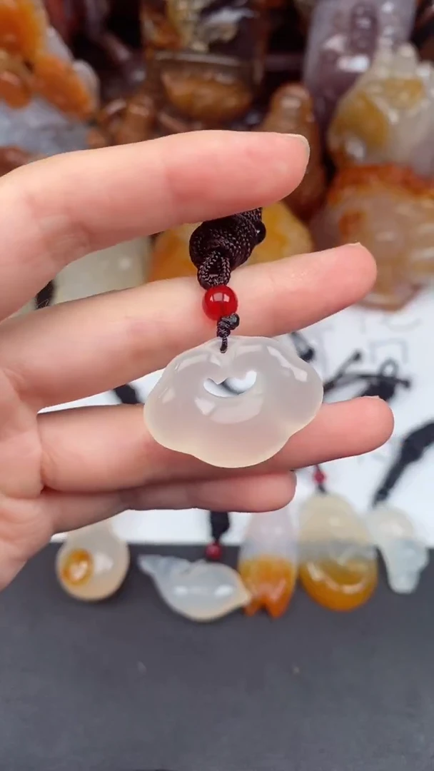 玛瑙/玉髓颈饰未镶嵌AA