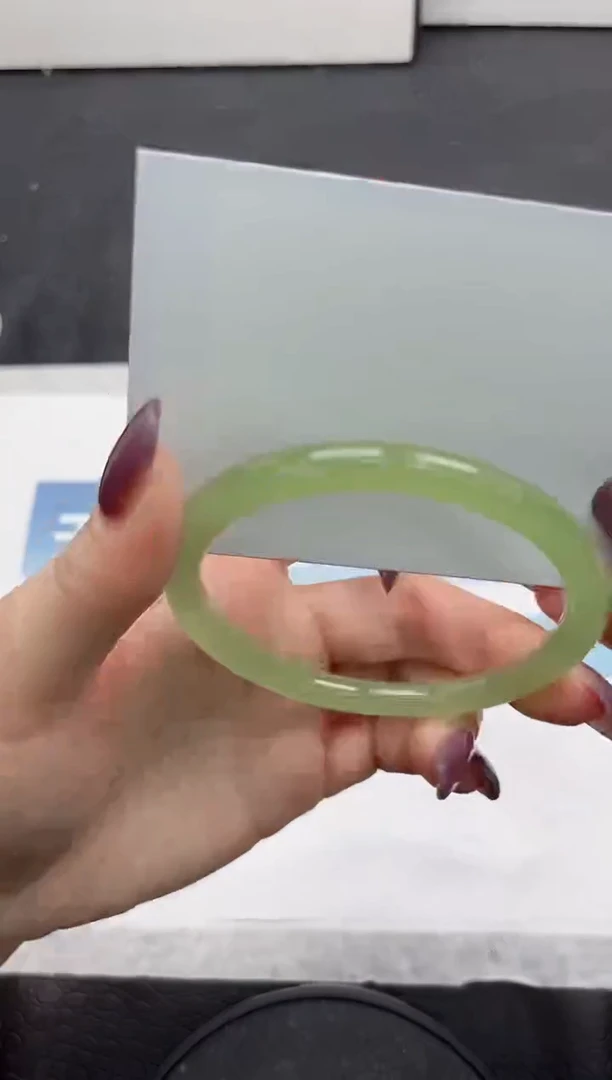 【闪购商品】石英质玉手镯未镶嵌V18-59