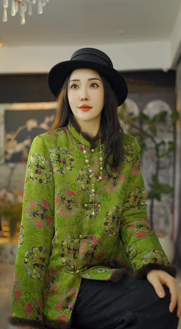 （宝马）新中式秋冬款国风立领上衣