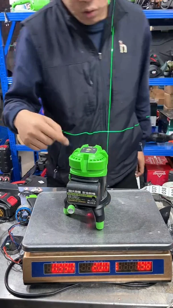 库存绿光3线水平仪没充电器听讲解看图片下单 没有运费险026