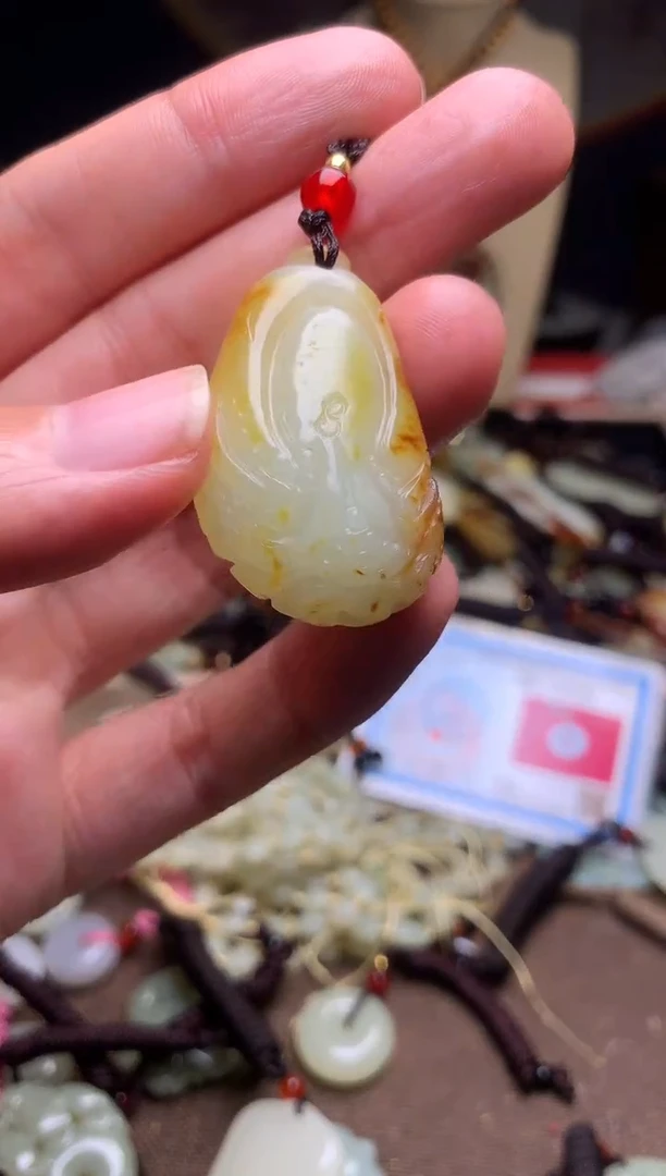 颈饰未镶嵌和田玉新疆料青海料清水和田玉吊坠