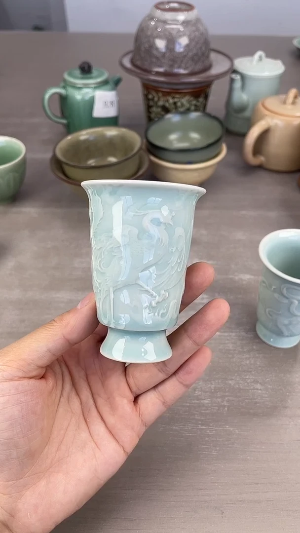 青瓷仓储福利清仓微瑕朱雀