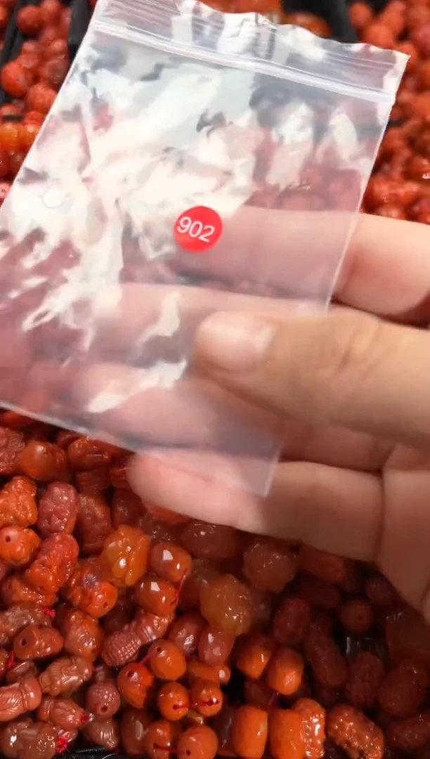 颈饰未镶嵌南红玛瑙1