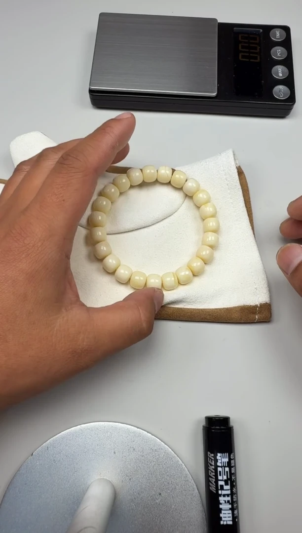 手串蜜蜡未镶嵌蜜蜡