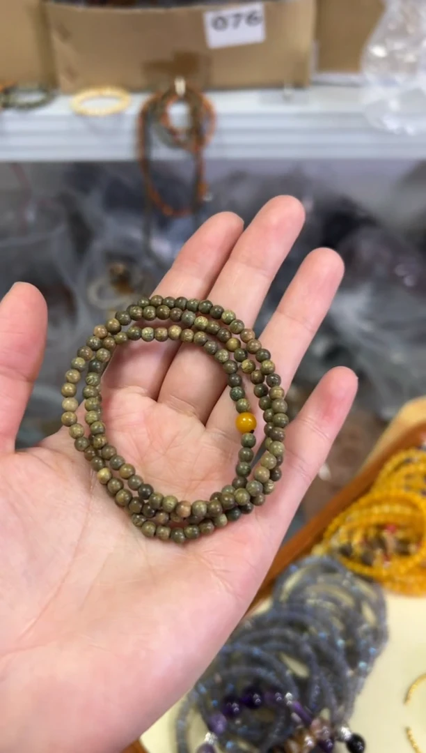 【闪购商品】维腊木（绿檀）手串未镶嵌蜜蜡珠绿檀木款三圈[0906]