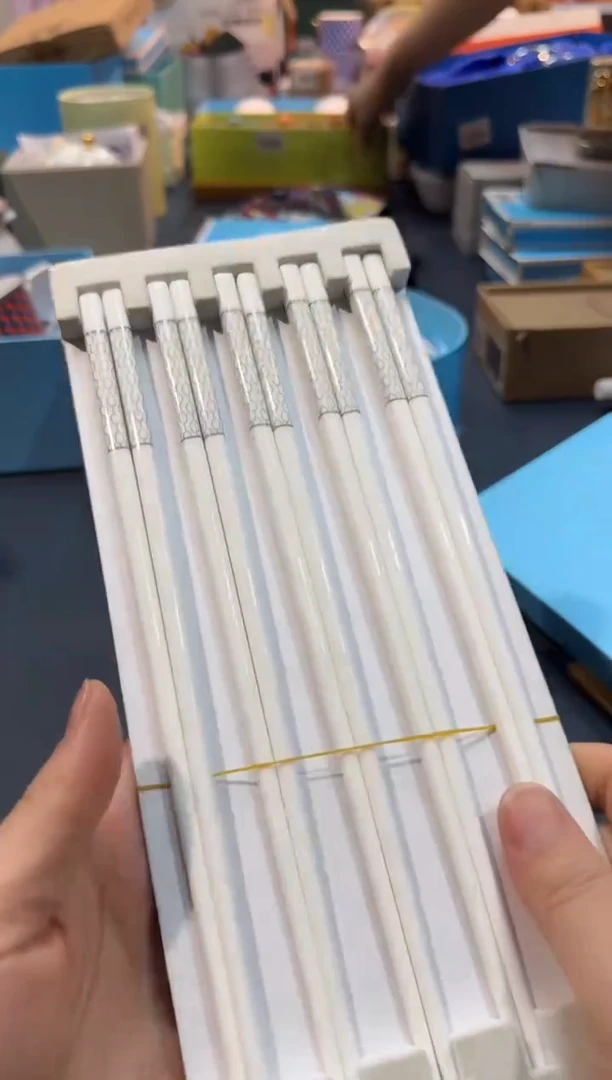 【闪购商品】碗C344-H1751全场正品，京东包邮