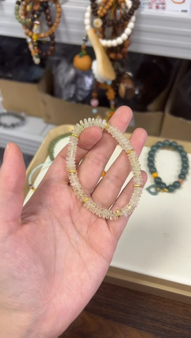 水晶手链未镶嵌柠檬黄水晶精工蝶珠款手链