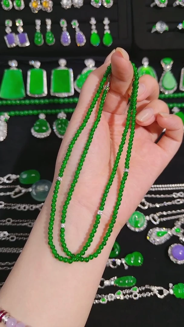 吊坠(不含链)18K金镶嵌翡翠珠珠