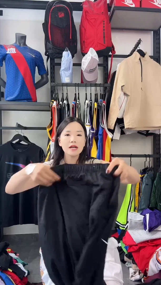 247 ·编码 耐克卫衣服饰过款为准 尺码·M