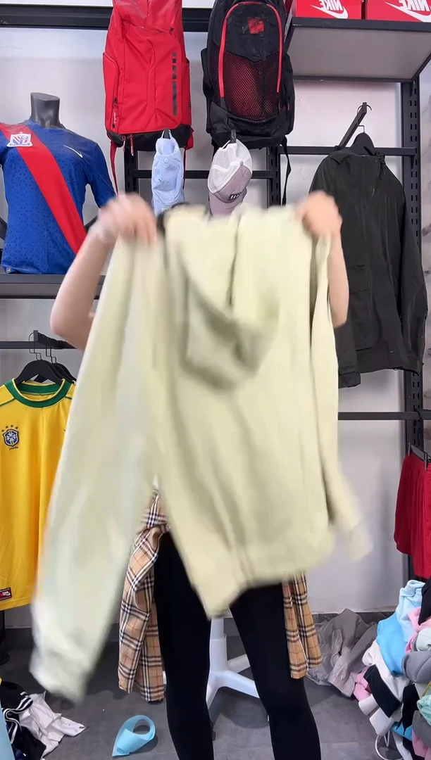 773编码 瑕疵款直播间过款为准 尺码·S