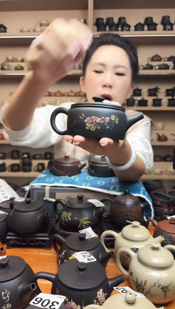 壶瑕疵 彩填汉瓦壶球孔170cc 085