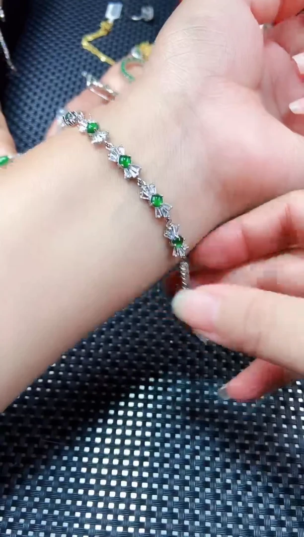 【闪购商品】翡翠手链未镶嵌11111111