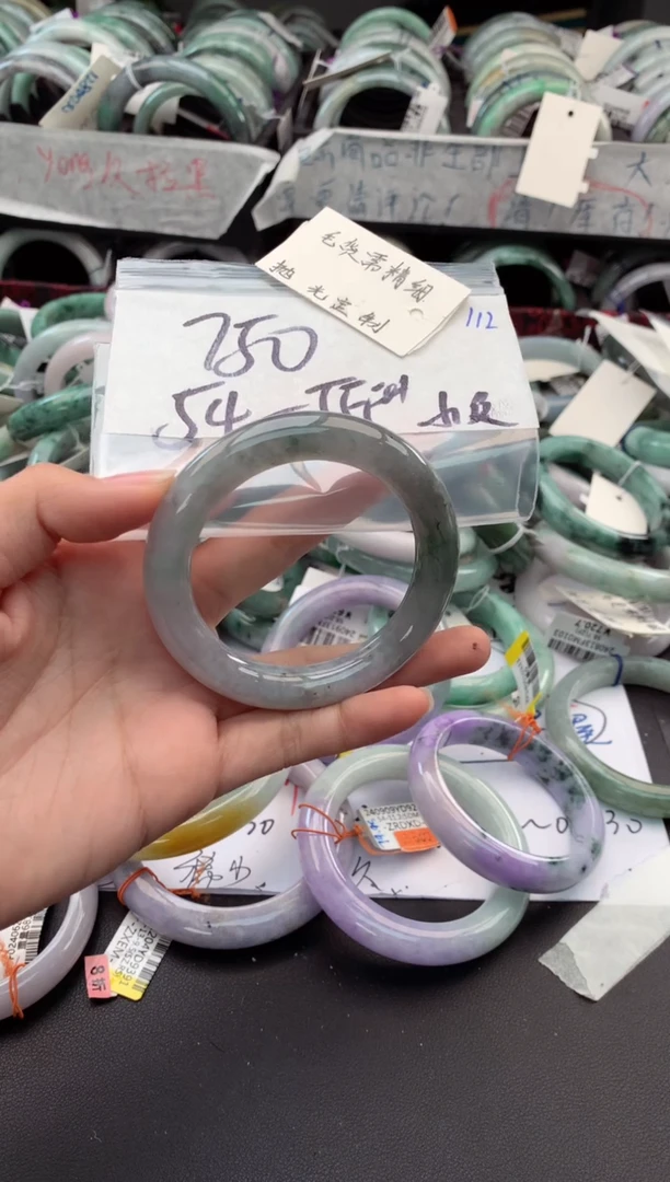 【闪购商品】定制翡翠未镶嵌毛货需精细抛光+多人