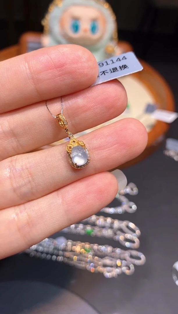 翡翠18K金镶嵌吊坠(不含链)吊坠