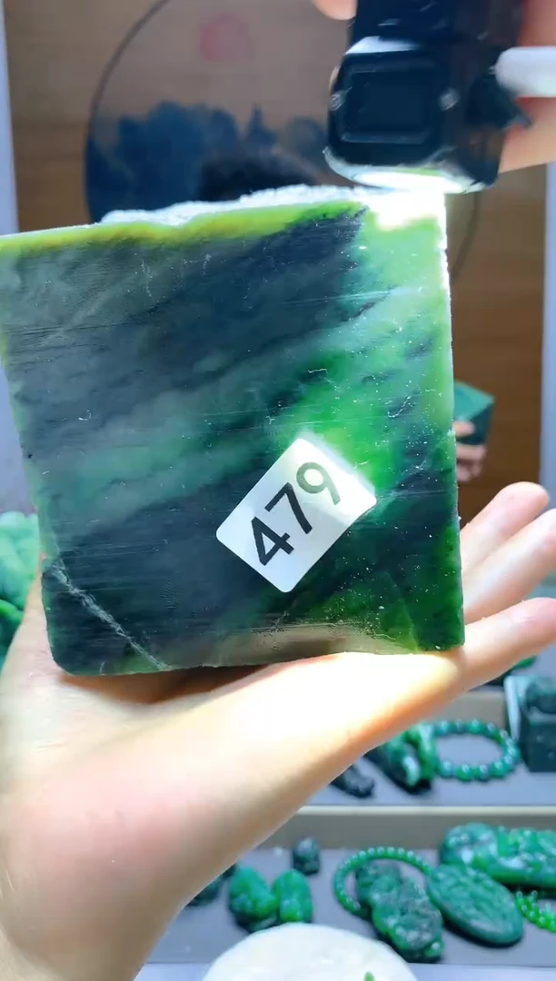 和田玉（碧玉）未镶嵌珠宝半成品1
