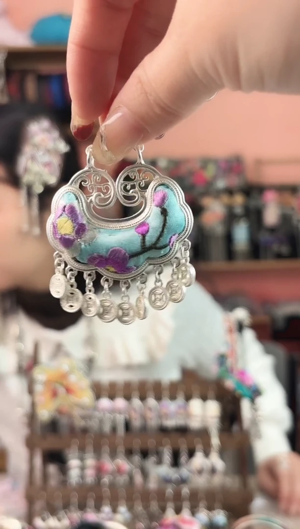 织绣艺枝独绣手工饰品62