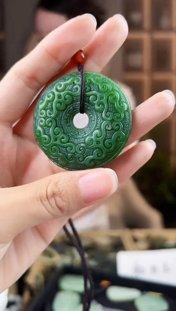 颈饰未镶嵌和田玉拍一发一，多样性发货