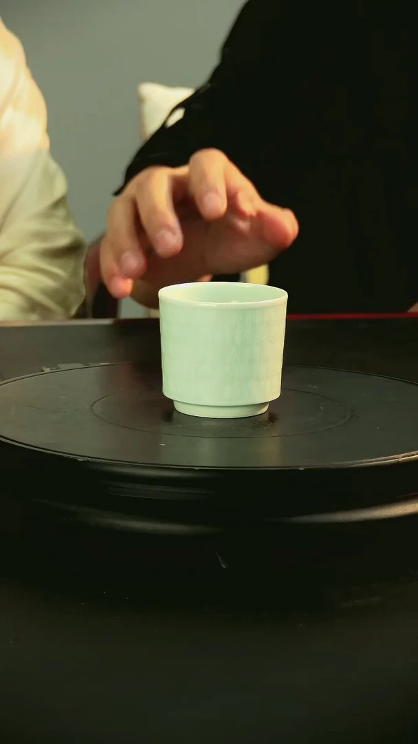 摆件摆件《景东陶瓷》艺术摆件T126