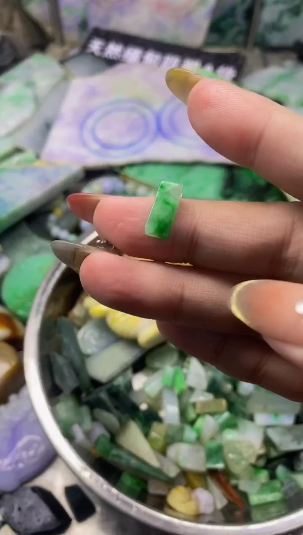 散珠翡翠天然缅甸翡翠A货007