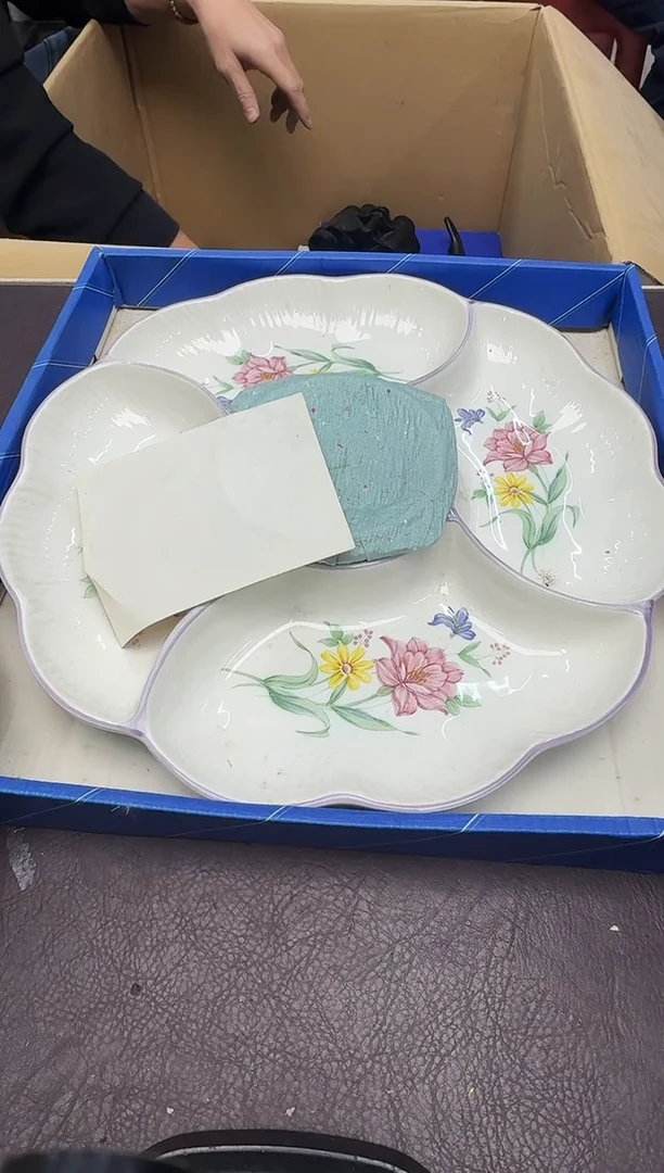 手工艺品琉璃贾****。219