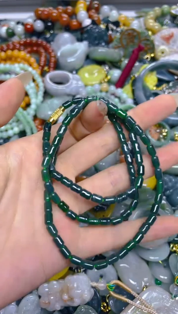 颈饰未镶嵌翡翠5MM/ N /翡翠A货，一件也是批发价