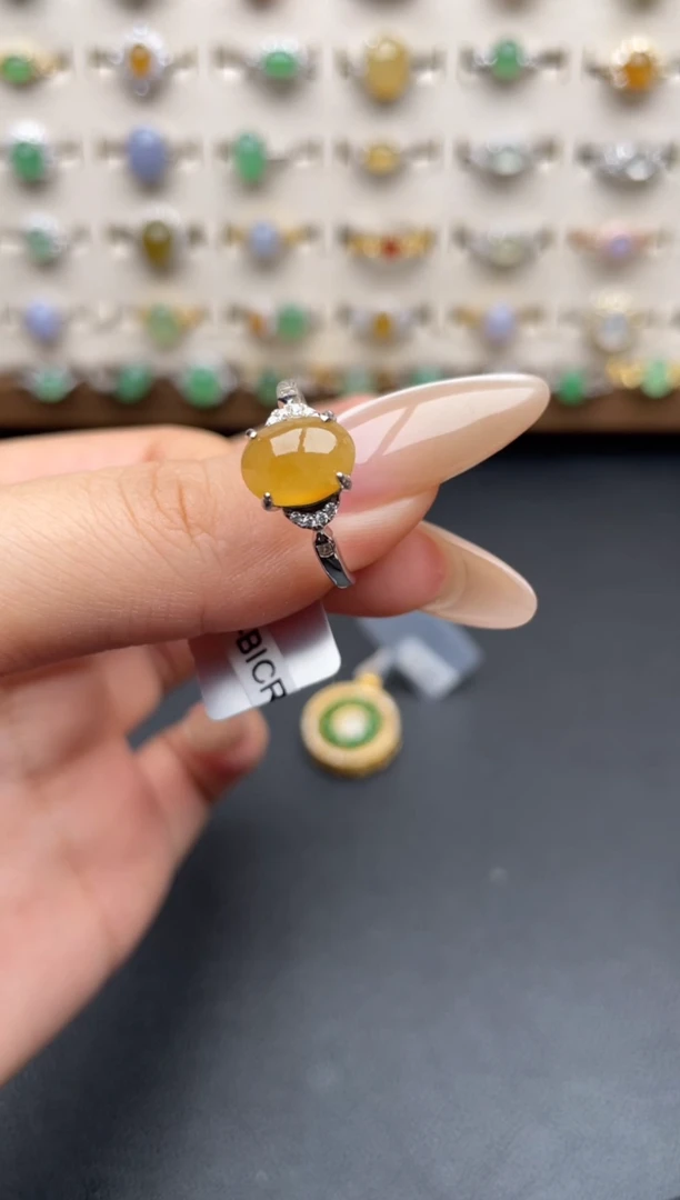 银S925镶嵌戒指翡翠一物一证一礼盒