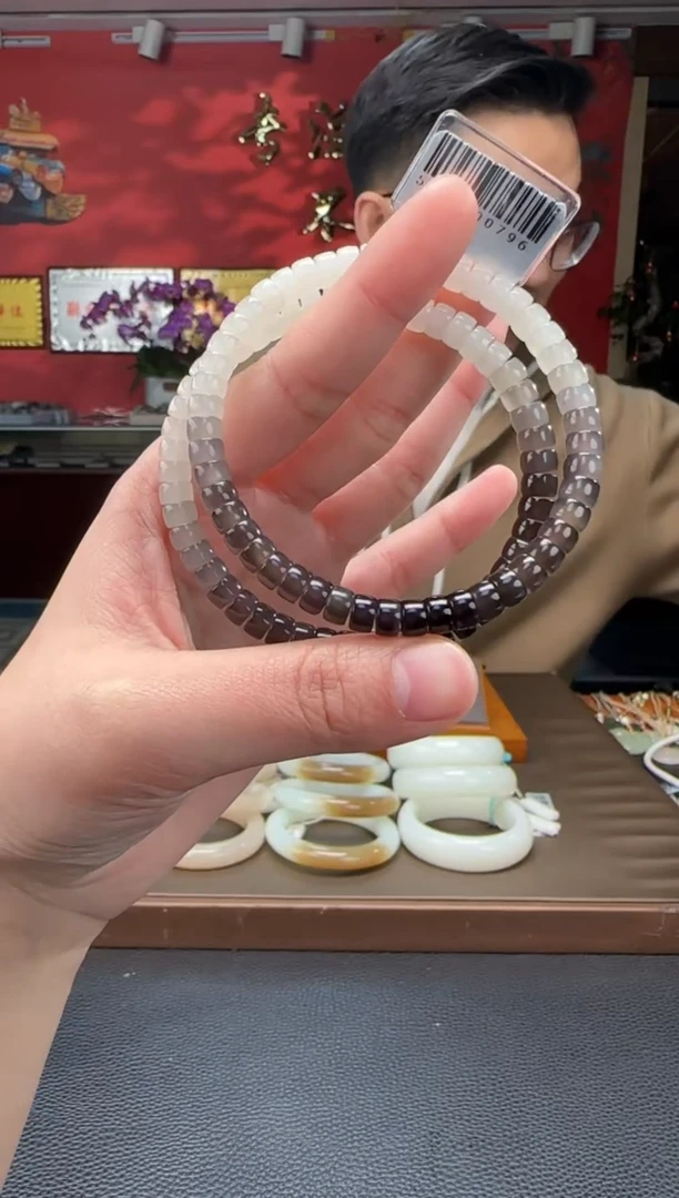 【闪购商品】和田玉手串未镶嵌烟紫渐进直切 多样性发货拍一发一