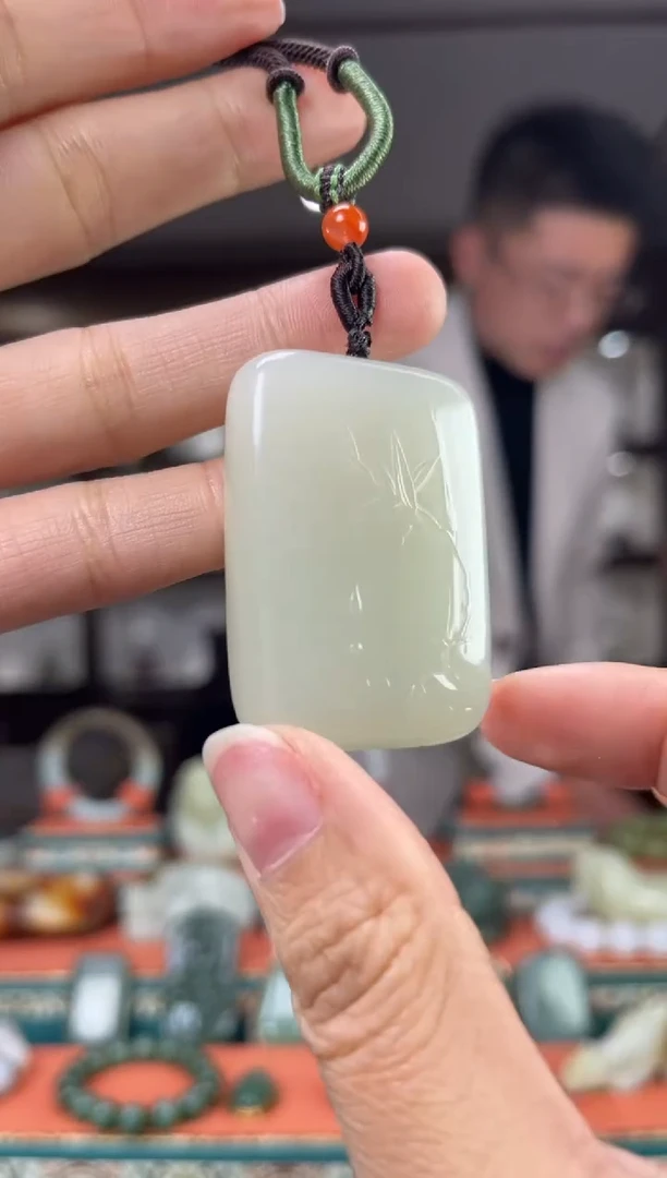 【闪购商品】和田玉颈饰未镶嵌佩佩