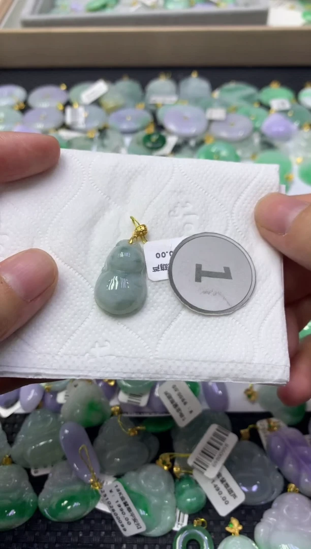 颈饰未镶嵌翡翠天然缅甸翡翠A货