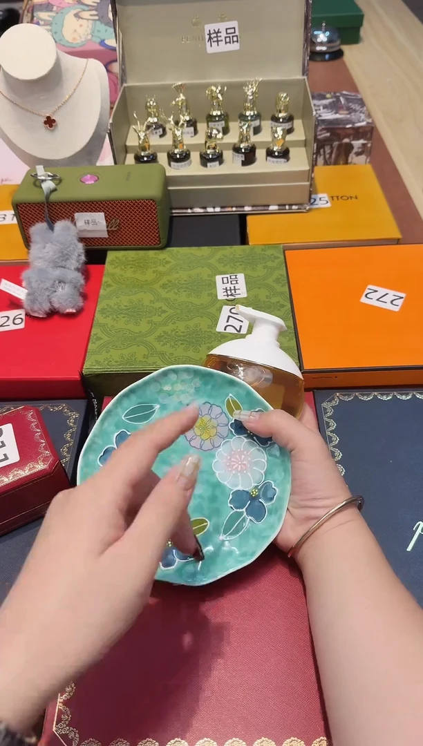 瓷片------全球购