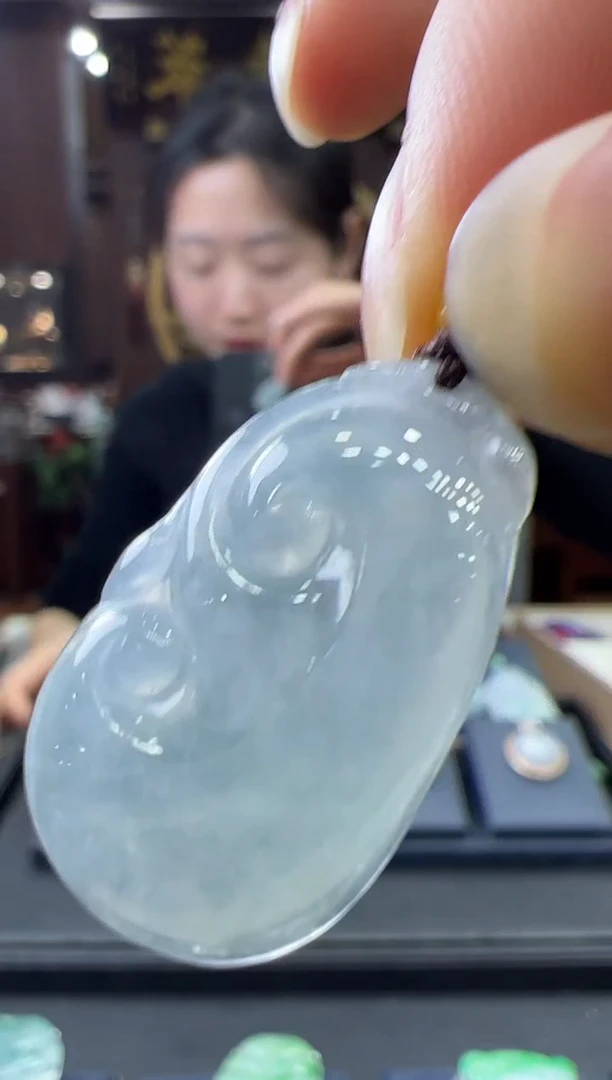 【闪购商品】翡翠挂件未镶嵌如意手机挂