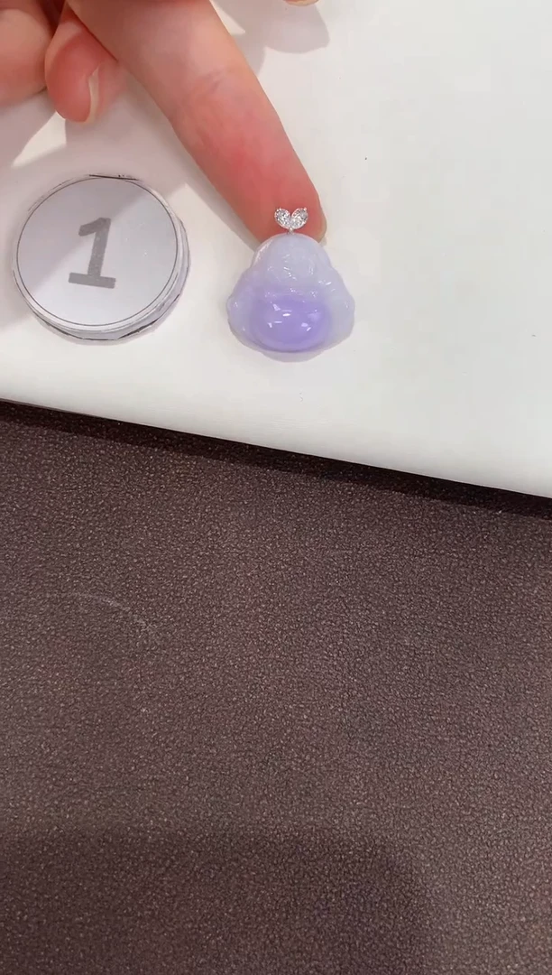 翡翠18K金镶嵌颈饰天然缅甸a货翡翠