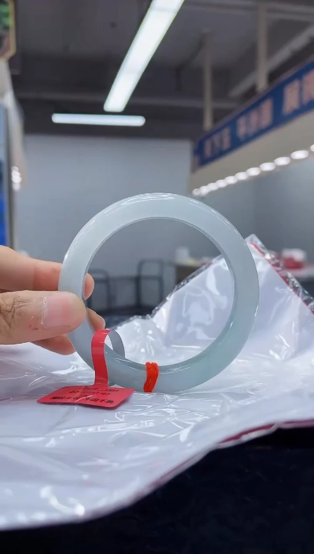 未镶嵌手镯翡翠手镯23