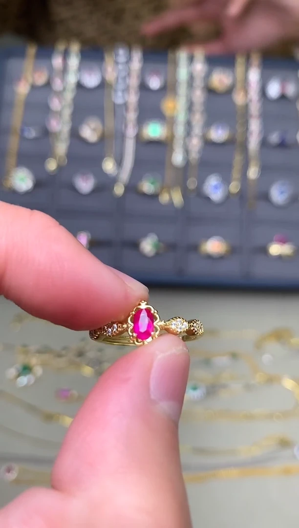 银S925镶嵌戒指红宝石戒指