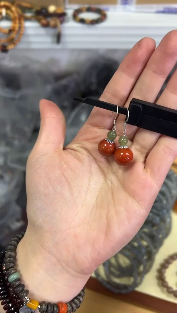【闪购商品】南红玛瑙耳饰银S925镶嵌柿子红和田银耳钩[3905]