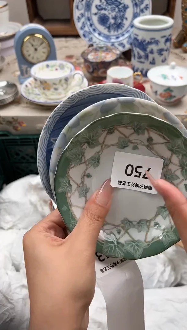瓷片雨****.J         750