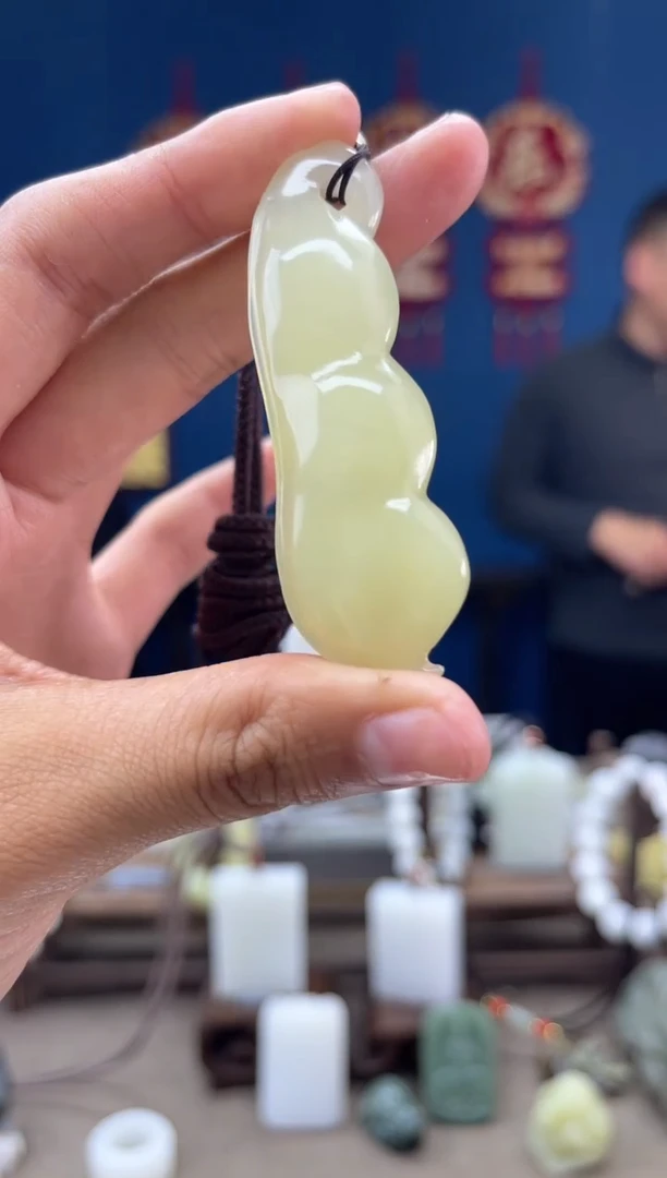 【闪购商品】和田玉颈饰未镶嵌1