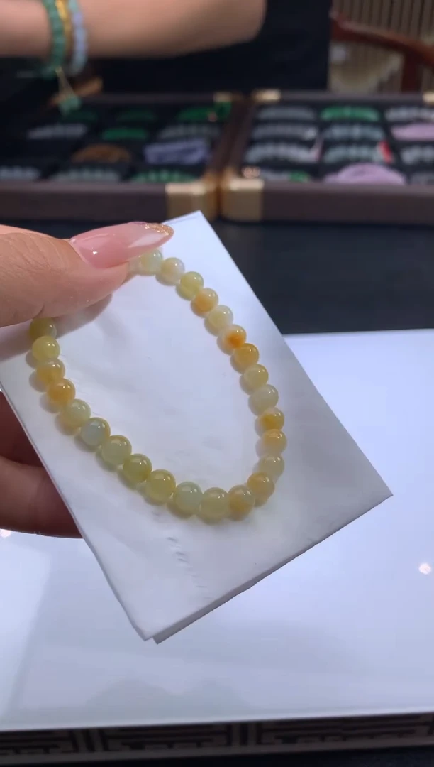 未镶嵌定制翡翠随**吧翡翠