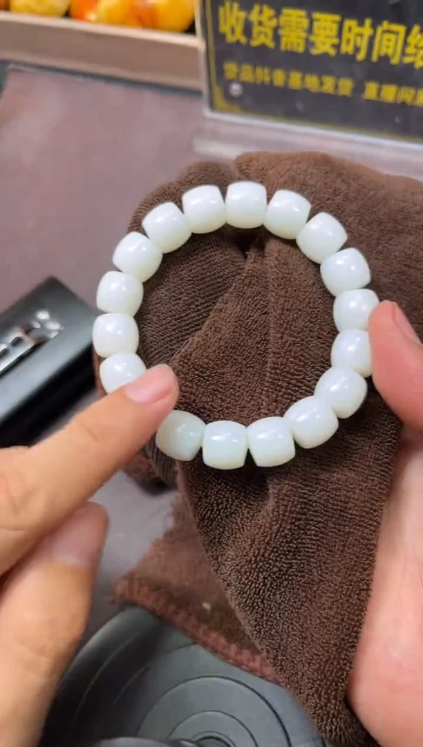 和田玉（子料）未镶嵌挂件YL-WW-6.29-38