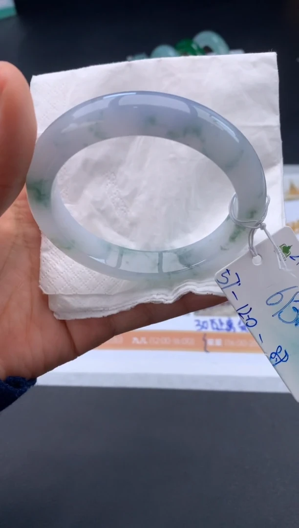 未镶嵌手镯翡翠翡翠自带#送人#，假一赔三