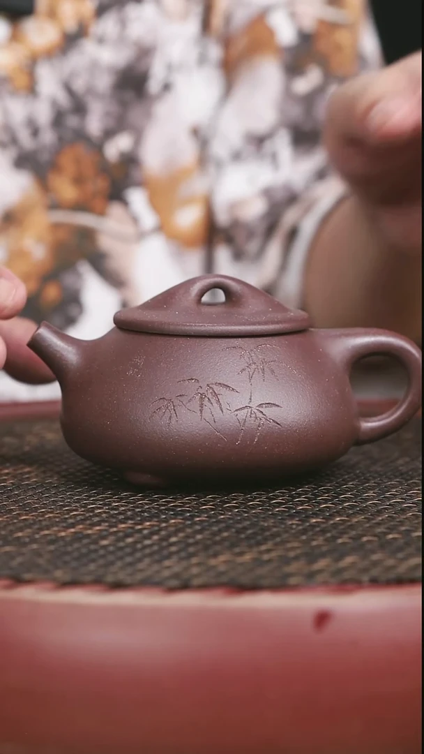 茶壶紫砂46号高砂老紫泥刻绘景州石瓢300CC